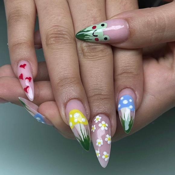 Custom gel press-on nails made by artisan set - Picture 2 of 8